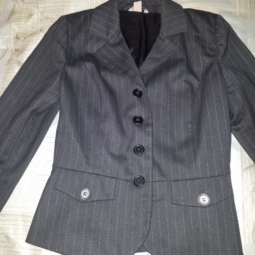 H&M blazer and skirt suit
